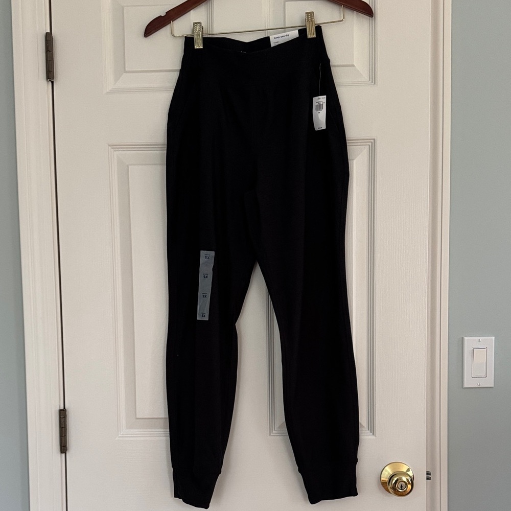 Old Navy cloud jogger